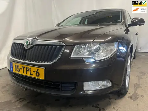 Skoda Superb 1.4 TSI Greentech Active Business Line - Schade