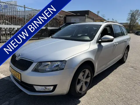 Škoda Octavia Combi 1.6 TDi Greentech Active | ECC | LMV | EX BPM !!