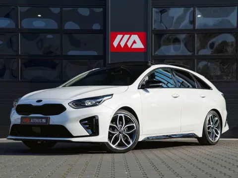 Kia ProCeed 1.4 T-GDI GT-PlusLine Pano|Camera|Trekhaak|Sportstoel|Cruise|Navi|Winterset