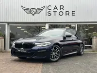 BMW 5 Serie Touring 530i M-SPORT |H&K|CAMERA|HEAD-UP|SFEER|TREKHAAK|ACC|LEDER