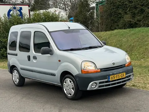 Renault Kangoo 1.4 RXE | AUTOMAAT | 5 Personen | Weinig KM |