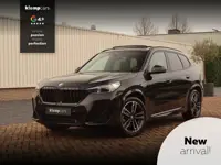 BMW X1 xDrive23i | M-Sport | Harman/Kardon | Panoramadak | Head-up | Full Options!