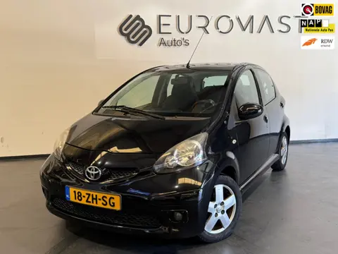 Toyota Aygo 1.0-12V Sport Airco 5d Nieuwe Apk