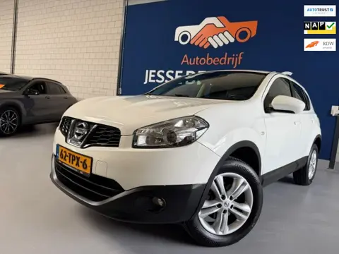 Nissan Qashqai 2.0 Connect Edition 4WD / bj.2012 / navigatie / camera / sportvelgen / airco /NAP met