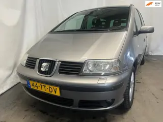 Seat Alhambra 2.0 Reference - 7 Persoons - Schade