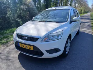Ford Focus Wagon 1.6 TDCI Trend |AIRCO+CRUISE+GRIJSKENTEKEN|