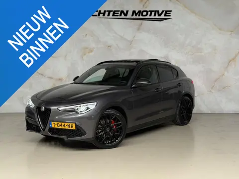 Alfa Romeo Stelvio 2.0 T AWD B-Tech - Leder - Pano - Camera -