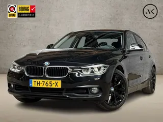 BMW 3 Serie 318i Sportline Automaat (GROOT NAVI, BLACK PACK, CLIMATE, PARKEERSENSOREN, SPORTSTOELEN,