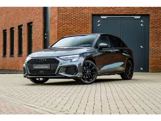 Audi A3 Sportback 40 TFSI e S Edition | Camera | Leder | Rode stiksels | B&O | Standkachel