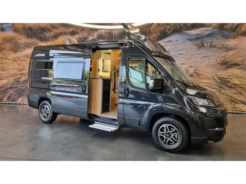 Pössl Summit Shine 600 L E (bj 2025, automaat)