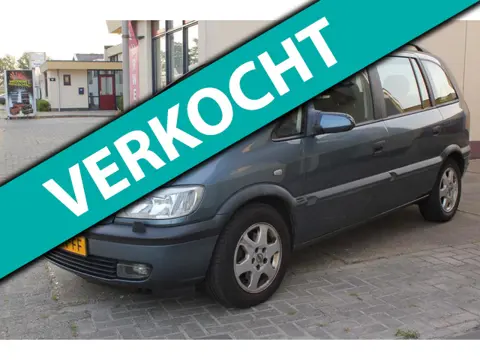 Opel Zafira 2.2-16V Elegance