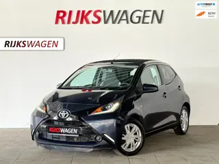 Toyota Aygo 1.0 VVT-i x-clusiv Schuifdak/Navi/LED