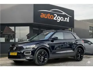 Volkswagen T-Roc 1.5 TSI AUT7 SPORT BLACK-EDITION PANODAK NAVI CAMERA DIGI-DASH APPLE-CARPLAY LED LM