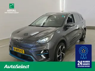 Kia E-Niro 64 kWh 204pk ExecutiveLine | SOH 99% | Trekhaak | Fase 3 | 18" | Leder | Stuur- en Stoelv