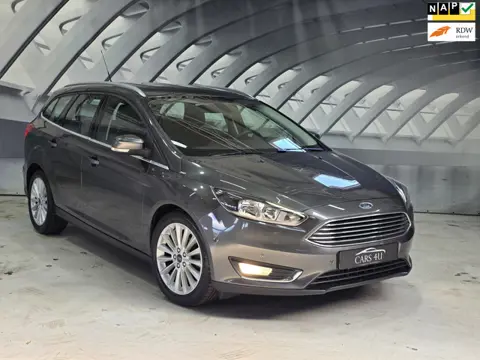 Ford Focus Wagon 1.0 First Edition nwe koppeling en distributie