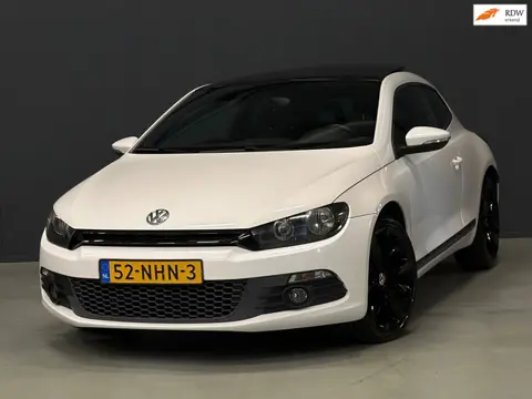 Volkswagen Scirocco 1.4 TSI Highline Plus AUTOMAAT PANO/LEDER/CRUISE | KEURIGE AUTO !