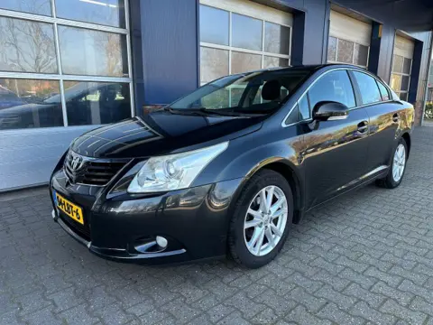 TOYOTA AVENSIS 1.8 VVTI Executive Business, Camera, Trekhaak, Cruise controle, Navi, ALL IN prijs!