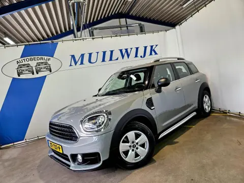MINI COUNTRYMAN  1.5 One / Navi / LED / NL Auto