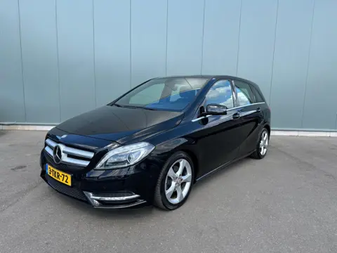 Mercedes-Benz B-Klasse 180 Prestige NAVI | STOELVERWARMING | HALF LEDER !