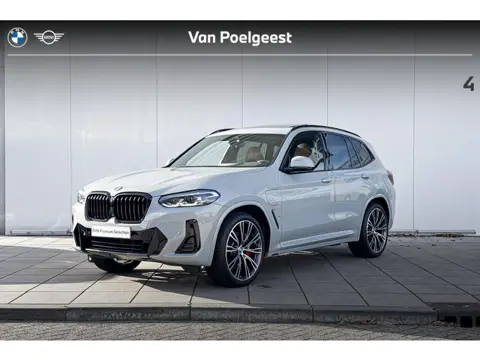 BMW X3 xDrive30e M-Sport / Harman Kardon / Head Up  / Glazen Schuifdak / 21 inch / Driving Assistant