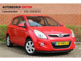 Hyundai i20 1.4i 101pk i-Catcher | NL-auto | 5 deuren | Climate control | Radio/CD | Lichtmetalen ve