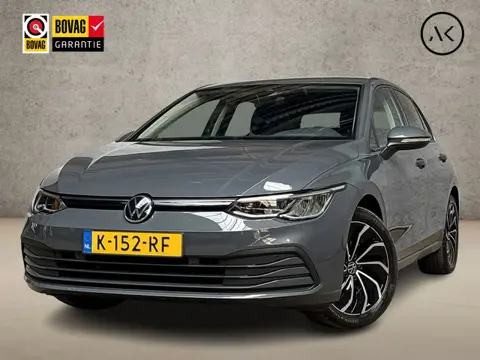 Volkswagen Golf 1.0 TSI Sport (APPLE CARPLAY, GROOT NAVI, KEYLESS, LM VELGEN, PARKEERSENSOREN, SPORT