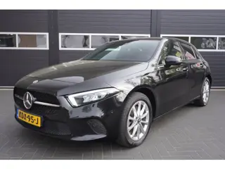 Mercedes-Benz A-klasse 250 e Business Line Aut/Sfeerverlichting/Carplay/Park.sensoren/Camera
