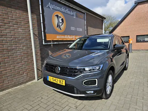 Volkswagen T-Roc 1.5 TSI Style Business (bj 2021)