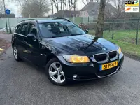 BMW 3-serie Touring 318i Business Line LCI Facelift *Groot Navi *Xenon