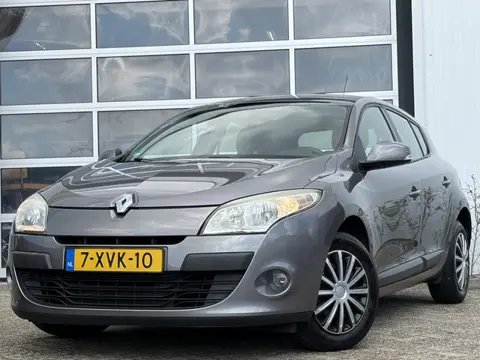 Renault Mégane 1.6 Expression 100pk | Airco | Cruise control | Dimlichten automatisch | Isofix beves