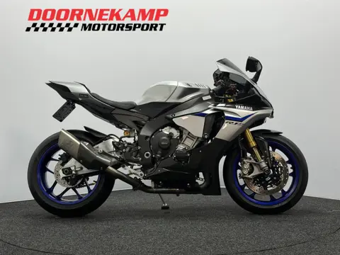 Yamaha R 1 M (bj 2015)