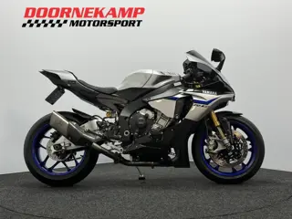 Yamaha R 1 M (bj 2015)