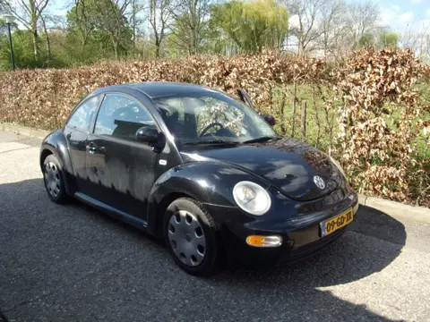 Volkswagen New Beetle 2.0 Highline KONINGSDAG AUTO APK TOT 14 MEI