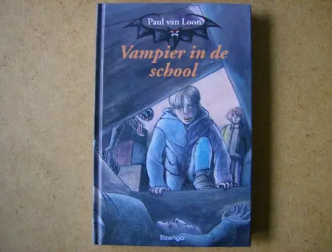 Vampier in de school adv6699