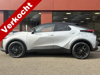 Toyota C-HR 2.0 Plug-in Hybrid 220 GR SPORT (bj 2025)