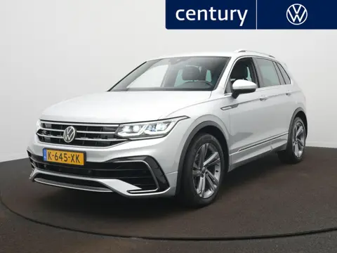 Volkswagen Tiguan 1.5 TSI R-Line Business+ Navigatie - Automaat - Pdc - Clima - Stoelverwarming