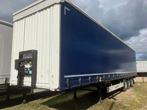 Kässbohrer SCS X / 90 - 12 /27 met hefdak en twee liftassen