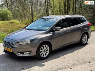 Ford Focus Wagon 1.5 TDCI Titanium Edition ACC NAVI LEDER 2015