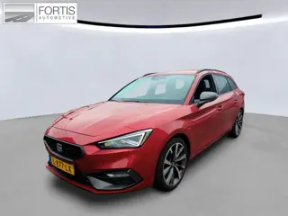 SEAT Leon Sportstourer 1.5 TSI FR Business Intense NL-AUTO | TREKHAAK | CARPLAY