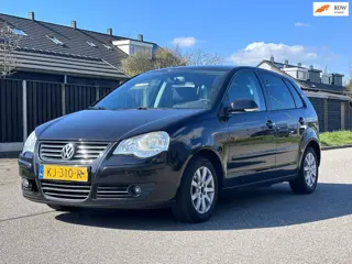 Volkswagen Polo 1.4-16V Trendline 5DR*Stoelverwarming*Airco*LM velgen*Elektrische ramen*APK*