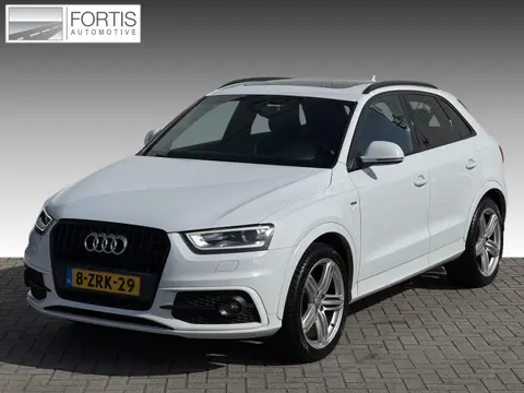 Audi Q3 1.4 TFSI Sport Edition NL-AUTO | BOSE AUDIO | PANODAK | TREKHAAK |