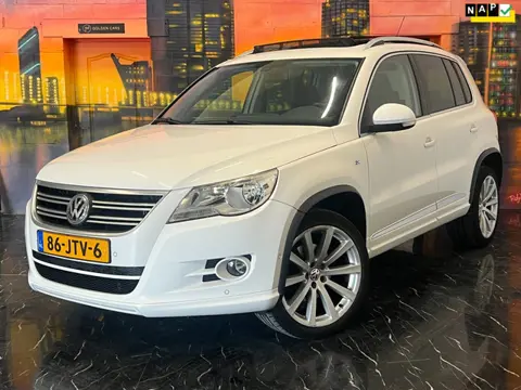 Volkswagen Tiguan 1.4 TSI Sport&Style 4Motion Pano|Park.Sensor