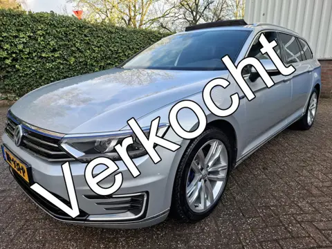 Volkswagen Passat Variant 1.4 TSI GTE Highline LEER/PANODAK/PDC/LED/TREKHAAK 156PK