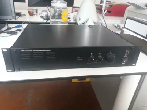 Apart PA240P Power Amp versterker