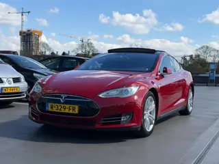 Tesla Model S 85D Base Pano Autopilot Camera PDC LMV Leer Stuur en StoelVerwarming Vol Optie
