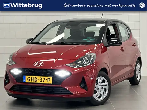 Hyundai i10 1.0 Premium DIGITALE COCKPIT | NAVIGATIE | PARKEERCAMERA | TWO TONE | ZEER COMPLETE AUTO