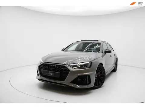 Audi A4 Avant 2.9 TFSI RS 4 quattro PANO VIRTUAL RS STOELEN