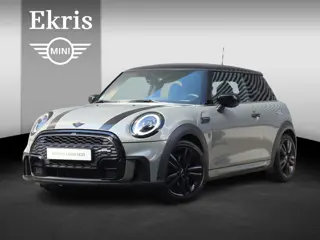 Mini 3-deurs Cooper | John Cooper Works + Camera + Comfort Access + Stuurwielrand Verwarmd + Apple C