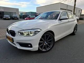BMW 1-serie 118i AUTOMAAT/NAVI/CLIMA/LED/18INCH!