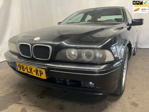 BMW 5-serie 525i Edition - Motormanagement Brandt - Schade